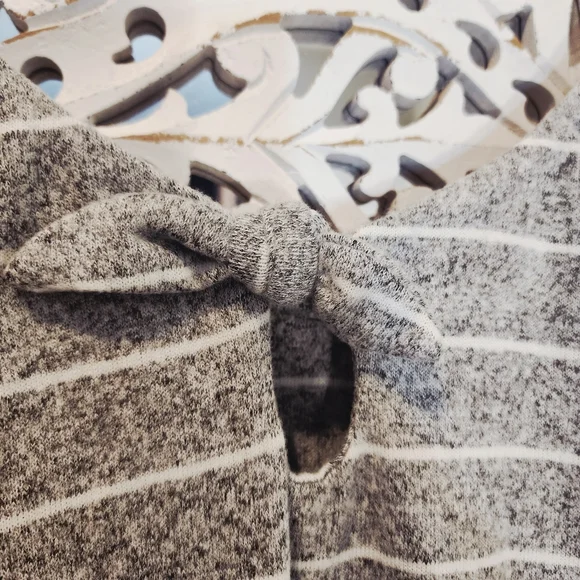 BEACH BUNNY PEYTON BODYSUIT STRIPES FRONT BOW DETAIL NWT SZ LARGE - Picture 13 of 15